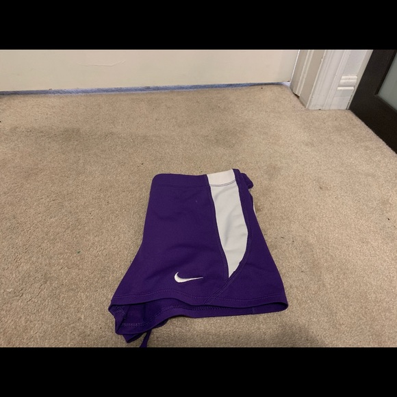 Nike athletic shorts - Picture 3 of 3
